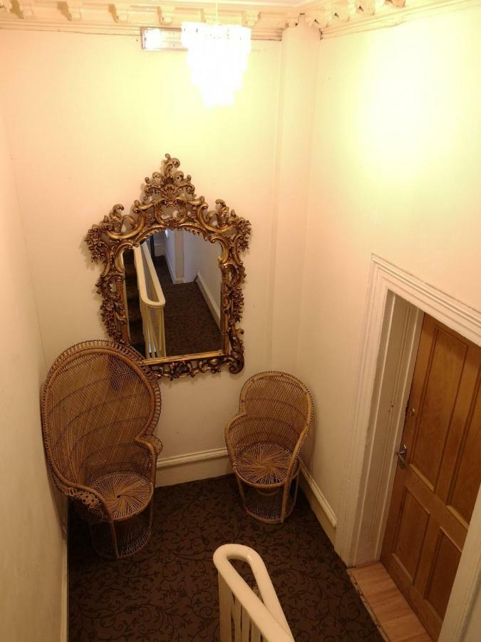 Whole Flat Next To Dover Port With Parking Экстерьер фото