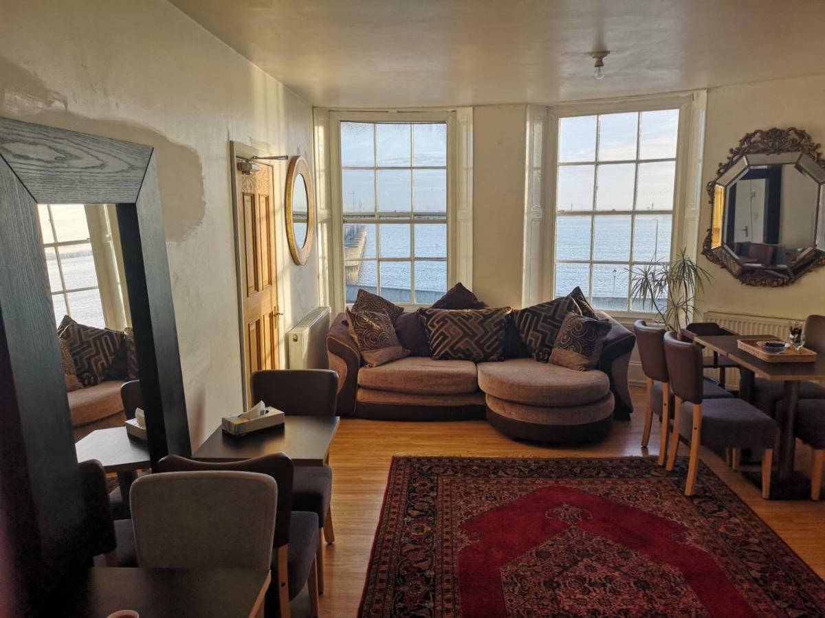 Whole Flat Next To Dover Port With Parking Экстерьер фото