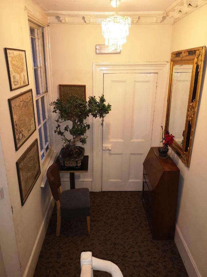Whole Flat Next To Dover Port With Parking Экстерьер фото