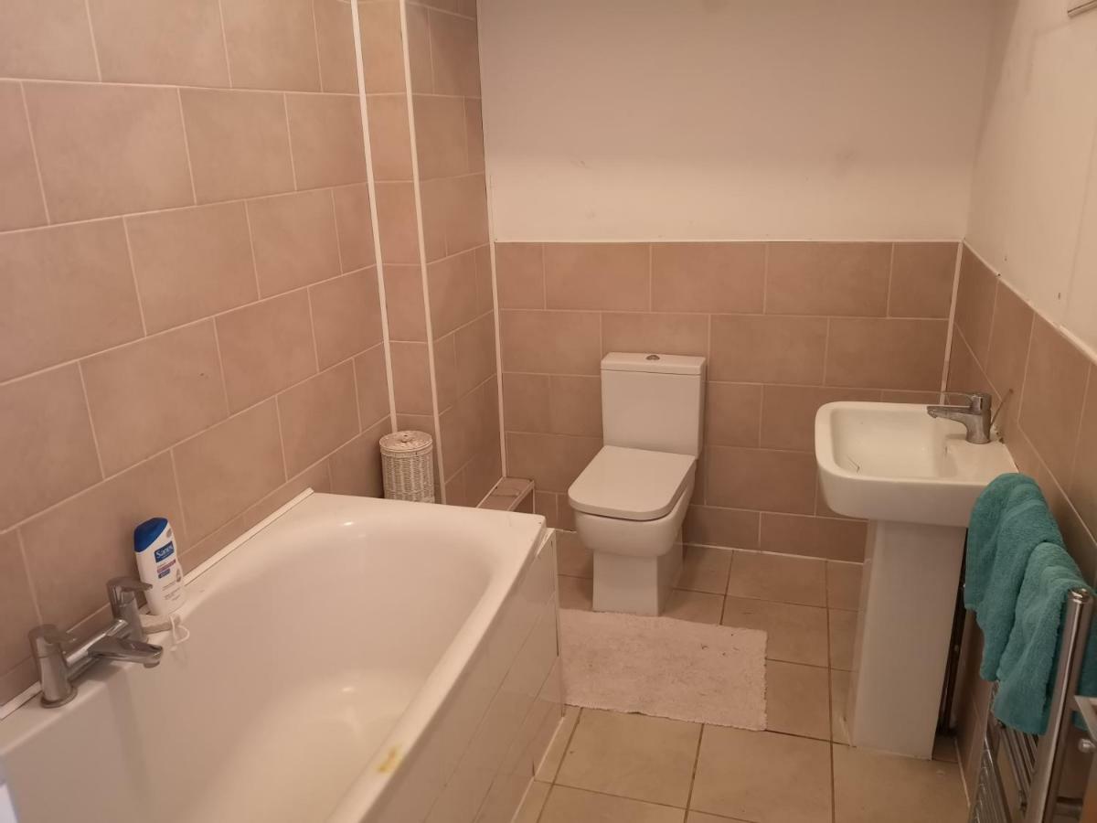 Whole Flat Next To Dover Port With Parking Экстерьер фото