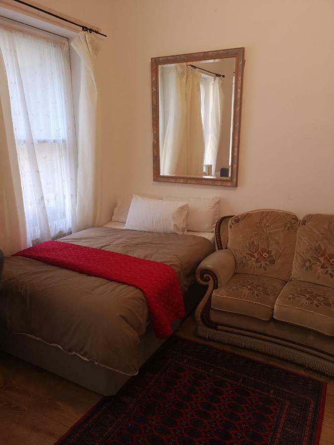 Whole Flat Next To Dover Port With Parking Экстерьер фото